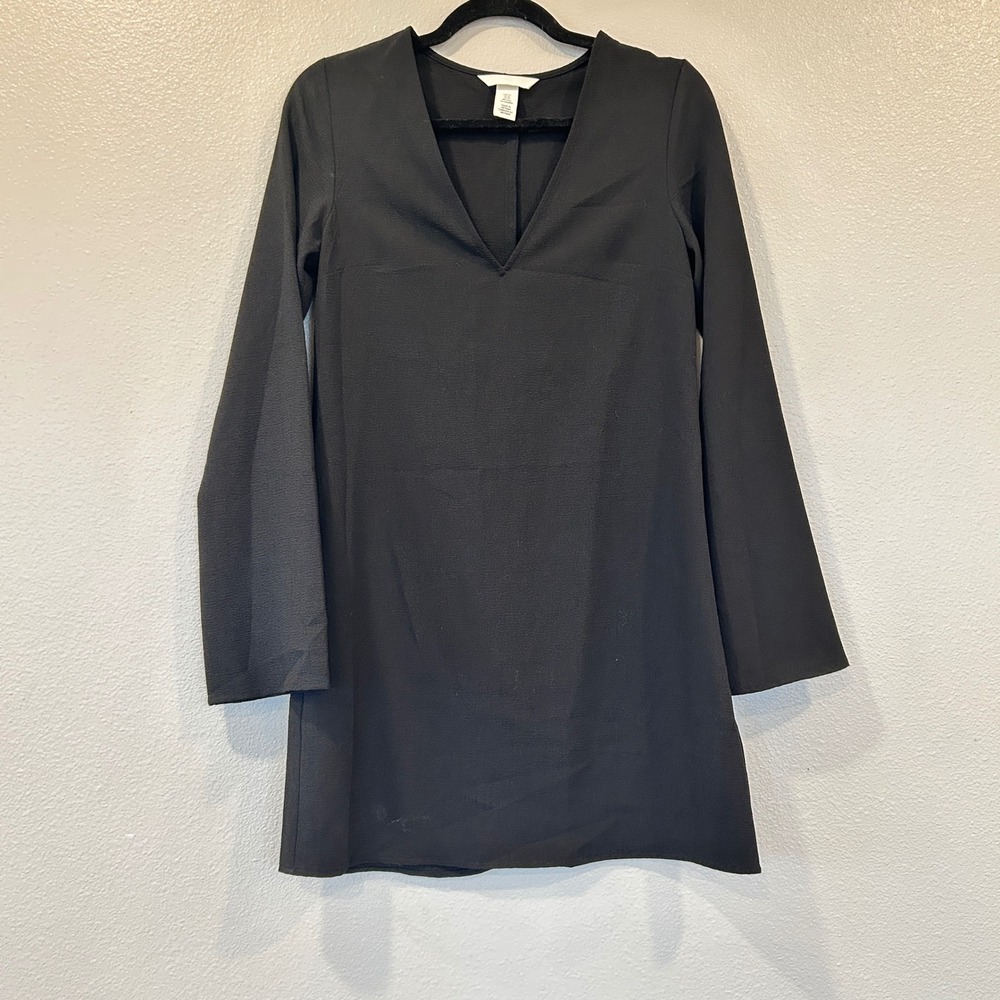 H&M Black‎ V Neck Long Sleeve Bell Sleeve Shift Dress Women's  Size XS